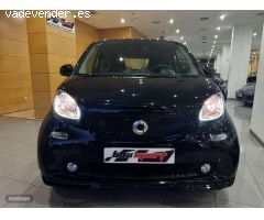 Smart Fortwo Coupe Ed Ushuaia Edition de 2019 con 28.000 Km por 16.900 EUR. en Barcelona