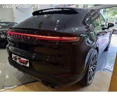 Porsche Cayenne Coupe E-hybrid Aut. de 2024 con 16.000 Km por 116.900 EUR. en Barcelona
