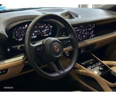 Porsche Cayenne Coupe E-hybrid Aut. de 2024 con 16.000 Km por 116.900 EUR. en Barcelona