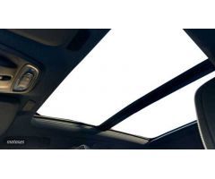 Volvo XC40 2.0 T4 R-DESIGN AUTO 190 5P de 2019 con 80.242 Km por 28.900 EUR. en Madrid