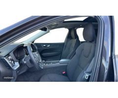Volvo XC 60 2.0 T6 RECHARGE INSCRIPTION EXP AUTO 4WD 350 5P de 2022 con 64.751 Km por 37.900 EUR. en