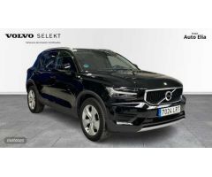 Volvo XC40 2.0 B4 G MOMENTUM AUTO 5P de 2021 con 106.600 Km por 24.900 EUR. en Madrid