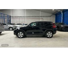 Volvo XC40 2.0 B4 G MOMENTUM AUTO 5P de 2021 con 106.600 Km por 24.900 EUR. en Madrid