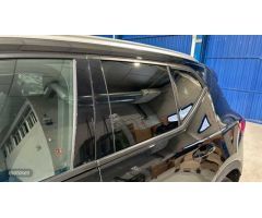 Volvo XC40 2.0 B4 G MOMENTUM AUTO 5P de 2021 con 106.600 Km por 24.900 EUR. en Madrid