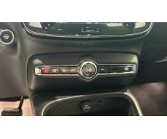 Volvo XC40 2.0 B4 G MOMENTUM AUTO 5P de 2021 con 106.600 Km por 24.900 EUR. en Madrid