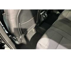 Volvo XC40 2.0 B4 G MOMENTUM AUTO 5P de 2021 con 106.600 Km por 24.900 EUR. en Madrid