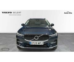 Volvo XC 60 2.0 T6 RECHARGE CORE AUTO 4WD 5P de 2024 con 26.200 Km por 55.900 EUR. en Madrid