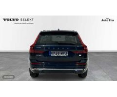 Volvo XC 60 2.0 T6 RECHARGE CORE AUTO 4WD 5P de 2024 con 26.200 Km por 55.900 EUR. en Madrid