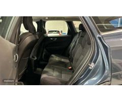 Volvo XC 60 2.0 T6 RECHARGE CORE AUTO 4WD 5P de 2024 con 26.200 Km por 55.900 EUR. en Madrid