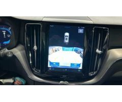 Volvo XC 60 2.0 T6 RECHARGE CORE AUTO 4WD 5P de 2024 con 26.200 Km por 55.900 EUR. en Madrid