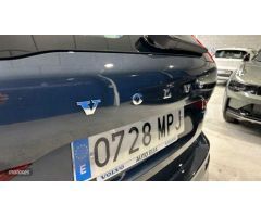 Volvo XC 60 2.0 T6 RECHARGE CORE AUTO 4WD 5P de 2024 con 26.200 Km por 55.900 EUR. en Madrid