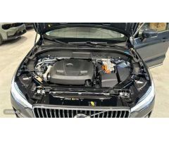 Volvo XC 60 2.0 T6 RECHARGE CORE AUTO 4WD 5P de 2024 con 26.200 Km por 55.900 EUR. en Madrid