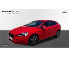 Volvo V 40 1.5 T2 MOMENTUM AUTO 122 5P de 2018 con 90.605 Km por 16.900 EUR. en Cordoba