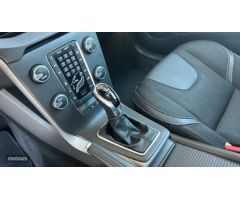 Volvo V 40 1.5 T2 MOMENTUM AUTO 122 5P de 2018 con 90.605 Km por 16.900 EUR. en Cordoba