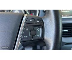 Volvo V 40 1.5 T2 MOMENTUM AUTO 122 5P de 2018 con 90.605 Km por 16.900 EUR. en Cordoba