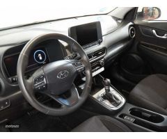 Hyundai Kona 1.6 GDI DT Maxx de 2022 con 23.500 Km por 22.490 EUR. en Cadiz