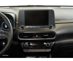Hyundai Kona 1.6 GDI DT Maxx de 2022 con 23.500 Km por 22.490 EUR. en Cadiz
