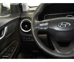 Hyundai Kona 1.6 GDI DT Maxx de 2022 con 23.500 Km por 22.490 EUR. en Cadiz