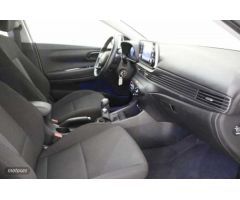 Hyundai i20 1.2 MPI Klass de 2024 con 9.142 Km por 17.590 EUR. en Asturias