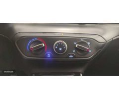 Hyundai i20 1.2 MPI Klass de 2023 con 13.024 Km por 15.900 EUR. en Barcelona