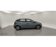 Hyundai i20 1.2 MPI Klass de 2024 con 23.000 Km por 15.900 EUR. en Barcelona