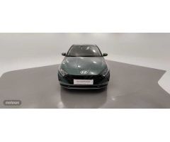 Hyundai i20 1.2 MPI Klass de 2024 con 23.000 Km por 15.900 EUR. en Barcelona
