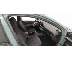 Hyundai i20 1.2 MPI Klass de 2024 con 23.000 Km por 15.900 EUR. en Barcelona