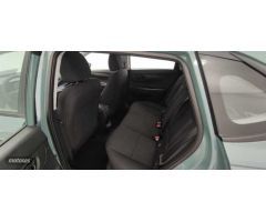 Hyundai i20 1.2 MPI Klass de 2024 con 23.000 Km por 15.900 EUR. en Barcelona