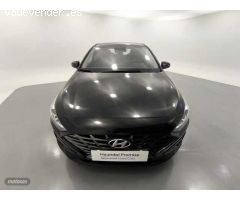 Hyundai i30 1.5 DPI Klass SLX 110 de 2024 con 12.400 Km por 17.900 EUR. en Barcelona