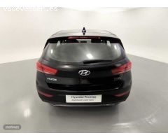 Hyundai i30 1.5 DPI Klass SLX 110 de 2024 con 12.400 Km por 17.900 EUR. en Barcelona