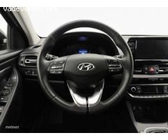 Hyundai i30 1.5 DPI Klass SLX 110 de 2024 con 12.400 Km por 17.900 EUR. en Barcelona