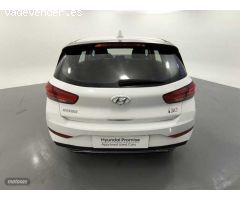 Hyundai i30 1.5 DPI Klass SLX 110 de 2024 con 11.783 Km por 17.900 EUR. en Barcelona