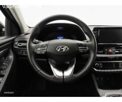 Hyundai i30 1.5 DPI Klass SLX 110 de 2024 con 9.468 Km por 17.900 EUR. en Barcelona