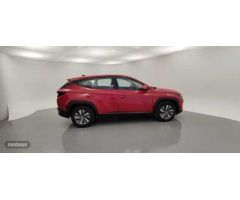 Hyundai Tucson 1.6 TGDI Klass 4x2 de 2024 con 25.386 Km por 22.900 EUR. en Barcelona