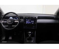 Hyundai Tucson 1.6 TGDI Maxx 4x2 de 2024 con 12.352 Km por 27.900 EUR. en Vizcaya