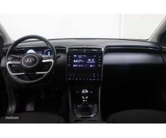 Hyundai Tucson 1.6 TGDI Maxx 4x2 de 2024 con 5.567 Km por 27.900 EUR. en Vizcaya