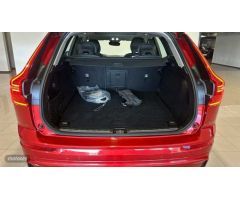 Volvo XC 60 XC60 T6 RECHARGE PLUS DARK de 2024 con 18.365 Km por 49.500 EUR. en Barcelona