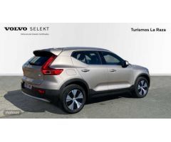 Volvo XC40 TODOTERRENO 1.5 T4 PHEV RECHARGE CORE AUTOMATICO 211CV 5P de 2023 con 29.519 Km por 35.90