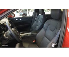 Volvo XC 60 TODOTERRENO 2.0 B4 D ESSENTIAL AUTOMATICO 197CV 5P de 2023 con 8.897 Km por 38.900 EUR.