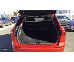 Volvo XC 60 TODOTERRENO 2.0 B4 D ESSENTIAL AUTOMATICO 197CV 5P de 2023 con 8.897 Km por 38.900 EUR.