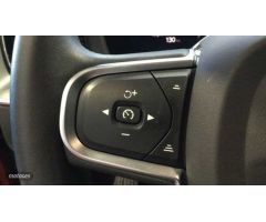 Volvo XC 60 TODOTERRENO 2.0 B4 D ESSENTIAL AUTOMATICO 197CV 5P de 2023 con 8.897 Km por 38.900 EUR.