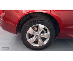 Volvo XC 60 TODOTERRENO 2.0 B4 D CORE AUTOMATICO 197CV 5P de 2023 con 23.666 Km por 37.900 EUR. en S