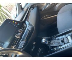 Toyota C-HR 1.8 Advance Hybrid 140 de 2018 con 142.500 Km por 17.600 EUR. en Madrid