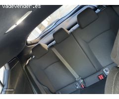 Toyota C-HR 1.8 Advance Hybrid 140 de 2018 con 142.500 Km por 17.600 EUR. en Madrid