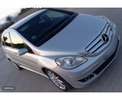 Mercedes Clase B B 200 d de 2008 con 340.000 Km por 5.250 EUR. en Valencia