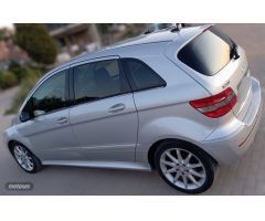 Mercedes Clase B B 200 d de 2008 con 340.000 Km por 5.250 EUR. en Valencia