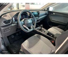 Seat Leon 1.0 TSI STYLE XM de 2025 con 1 Km por 23.321 EUR. en Barcelona