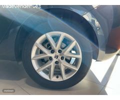 Seat Leon 1.0 TSI STYLE XM de 2025 con 1 Km por 23.321 EUR. en Barcelona