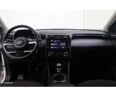 Hyundai Tucson 1.6 TGDI Klass 4x2 de 2024 con 13.931 Km por 25.990 EUR. en Pontevedra