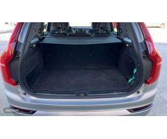 Volvo XC 90 2.0 B5 D R-DESIGN AWD AUTO 235 5P 7 Plazas de 2023 con 11.970 Km por 69.800 EUR. en Zamo